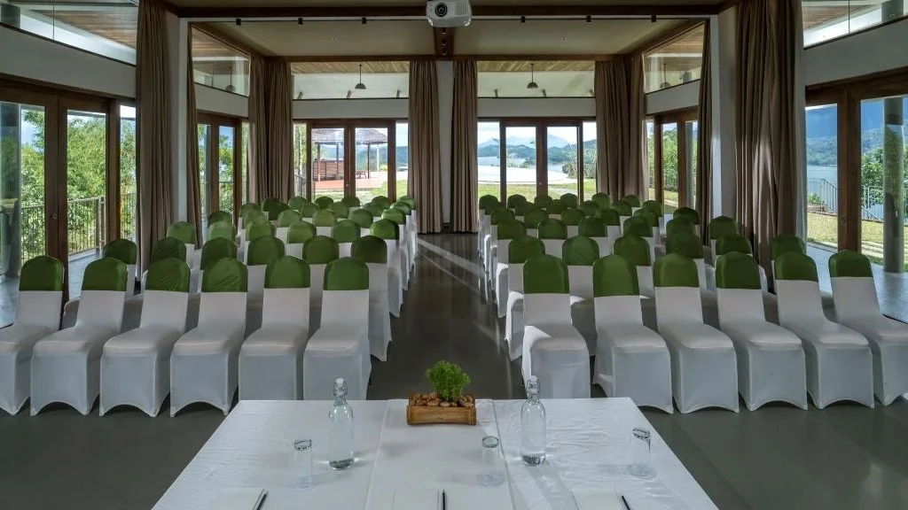 Mountain Shadows Resort property and wedding venue photo 5