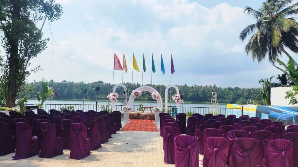 Palace-ry Back Water Resorts property and wedding venue photo 2
