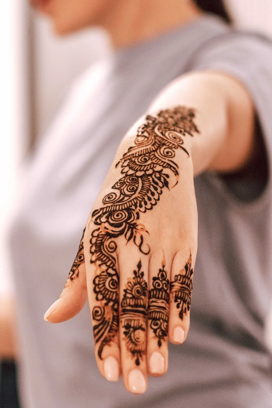 Mehendi artist category